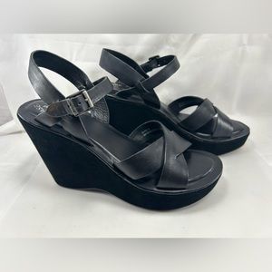 Kork-Ease Ava 2.0 Black 4.5”Wedge Sculpted Platform Sandals Size 9.